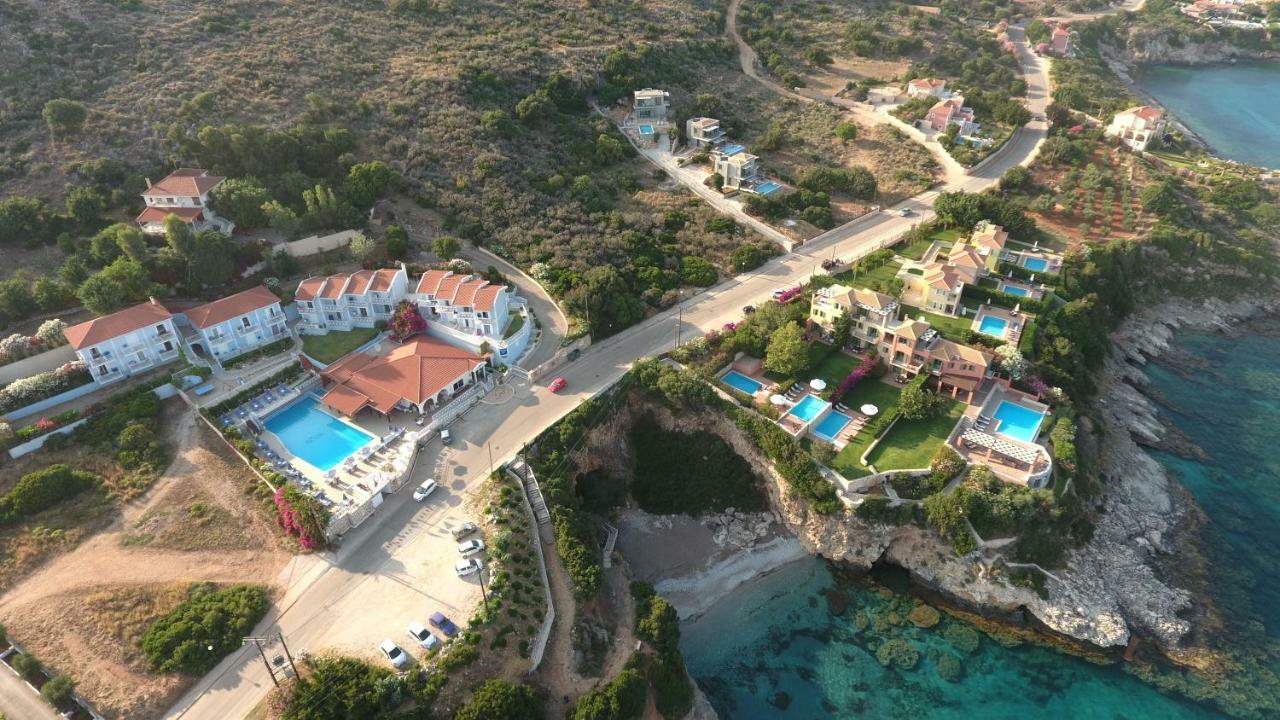Villa Sea Front Spathíon Exterior foto